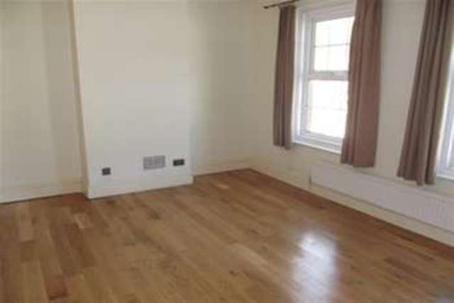  Image of 2 Bedroom Detached to rent at Dover, CT17 9QT
