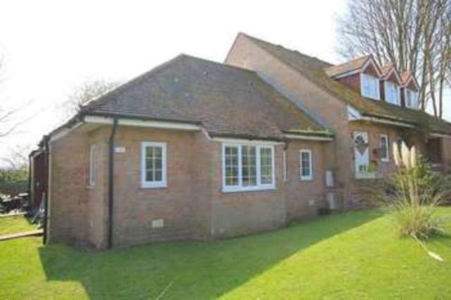  Image of 1 Bedroom Apartment to rent at Berwick Road  Marlow, SL7 3XB