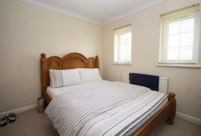  Image of 1 Bedroom Apartment to rent at Berwick Road  Marlow, SL7 3XB