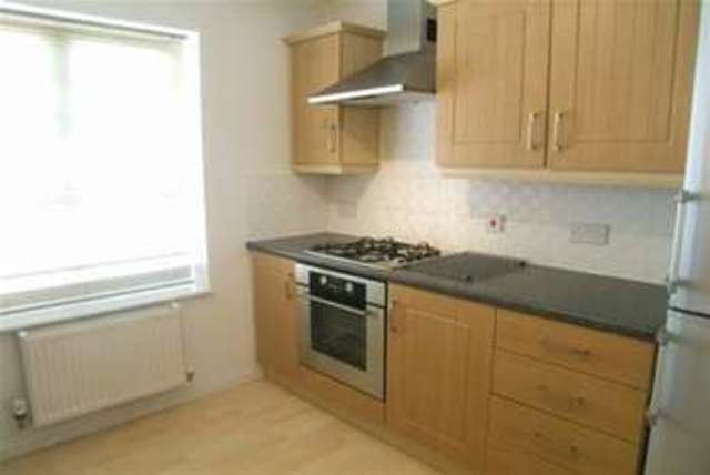  Image of 2 Bedroom Flat to rent at Wakefield, WF2 9SL