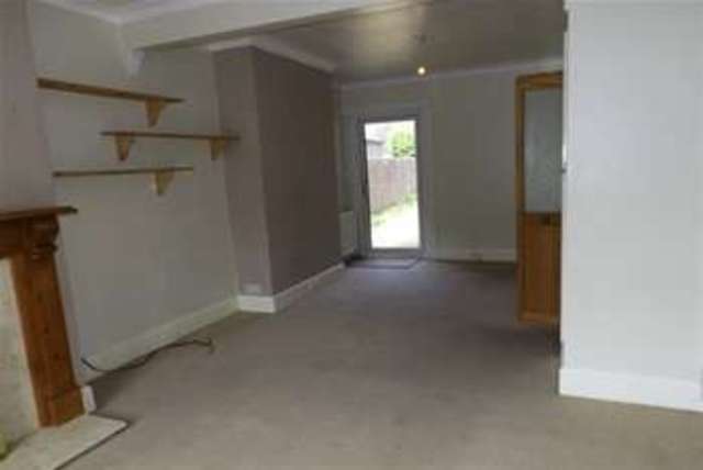  Image of 3 Bedroom Detached to rent at Worthing, BN14 7EF
