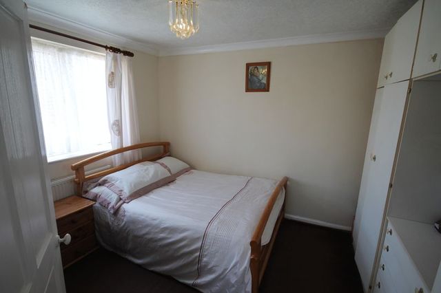  Image of 3 Bedroom Semi-Detached to rent at Rodsley Crescent Littleover Derby, DE23 2NY