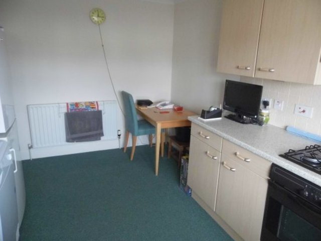  Image of 2 Bedroom Flat for sale at Exmouth Devon Exmouth, EX8 1XU