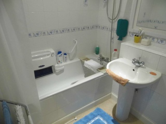 Image of 2 Bedroom Flat for sale at Exmouth Devon Exmouth, EX8 1XU