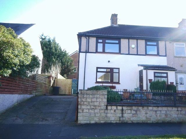  Image of 3 Bedroom Semi-Detached to rent at Rowlestone Rise Greengates Bradford, BD10 0DS