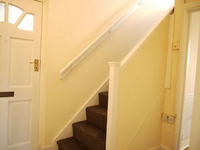  Image of 3 Bedroom Semi-Detached to rent at Rowlestone Rise Greengates Bradford, BD10 0DS
