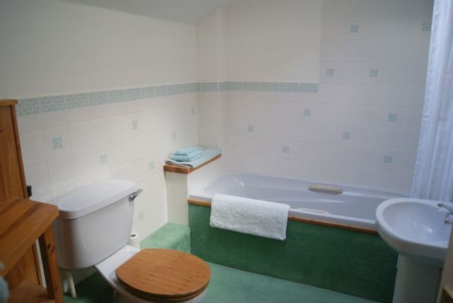  Image of 2 Bedroom Terraced for sale at Sandringham Close  Evesham, WR11 4QW