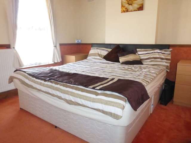  Image of 2 Bedroom End of Terrace for sale at Sandringham Road  Watford, WD24 7BJ
