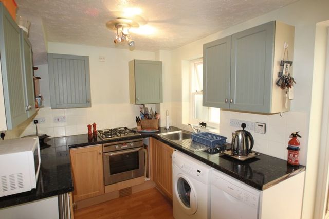  Image of 2 Bedroom Terraced to rent at Severn Road Maidenbower Crawley, RH10 7ZF