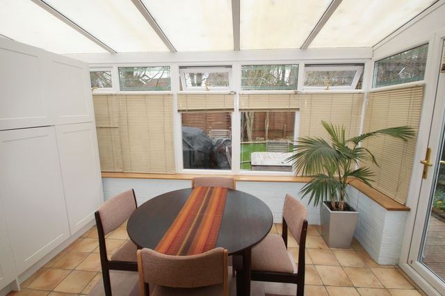 Image of 2 Bedroom Terraced to rent at Severn Road Maidenbower Crawley, RH10 7ZF
