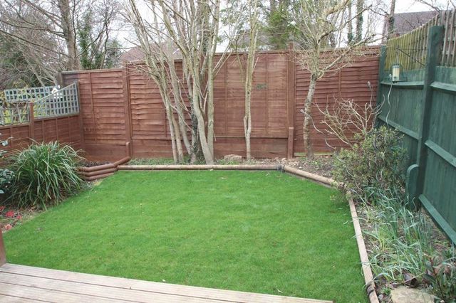  Image of 2 Bedroom Terraced to rent at Severn Road Maidenbower Crawley, RH10 7ZF