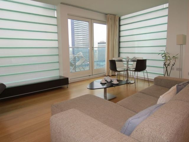  Image of 2 Bedroom Apartment to rent at 49 Goulden Street  Manchester City, M4 5EH