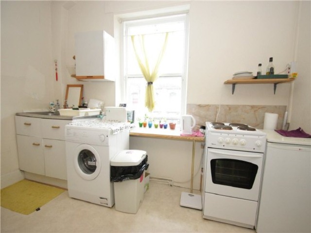  Image of 1 Bedroom Terraced to rent at Edinburgh, EH1 1LL