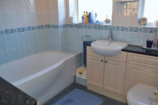  Image of 4 Bedroom Semi-Detached for sale at Albany Close  Tonbridge, TN9 2EY
