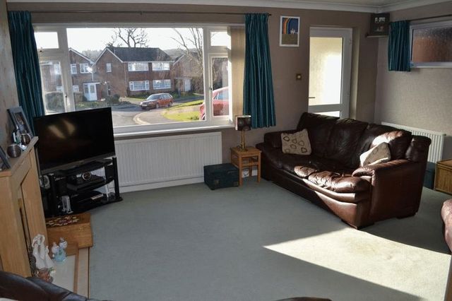  Image of 4 Bedroom Semi-Detached for sale at Albany Close  Tonbridge, TN9 2EY
