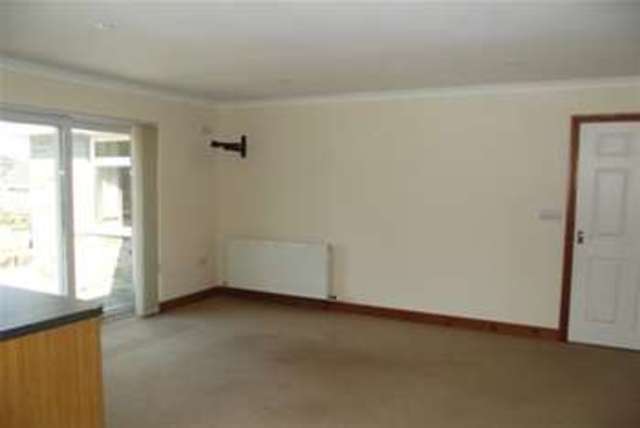  Image of 3 Bedroom Detached to rent at Wadebridge, PL27 7QR