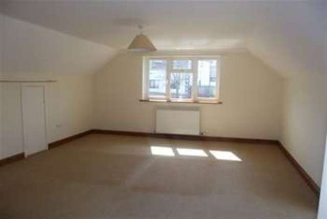  Image of 3 Bedroom Detached to rent at Wadebridge, PL27 7QR