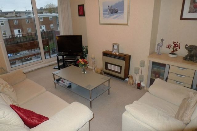  Image of Flat to rent at St. Woolos Green  Cwmbran, NP44 1QL