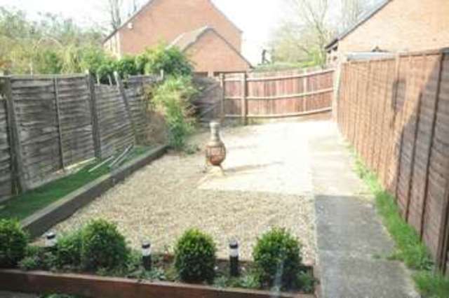  Image of 1 Bedroom Detached for sale at Sturbridge Close  Reading, RG6 4EE