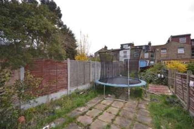  Image of 2 Bedroom Terraced for sale at London, E10 7BB
