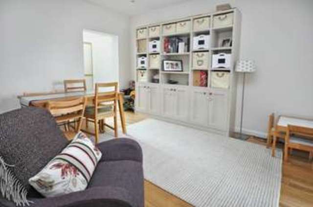  Image of 3 Bedroom Terraced for sale at Swinburne Road  Abingdon, OX14 2HG