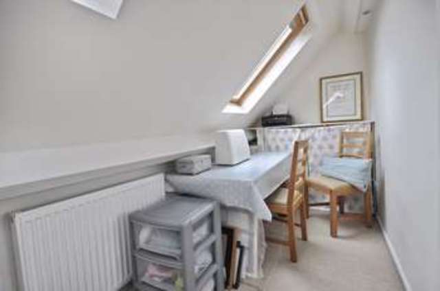  Image of 3 Bedroom Terraced for sale at Swinburne Road  Abingdon, OX14 2HG