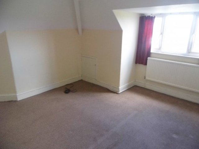 Image of 3 Bedroom Semi-Detached for sale at Bridghouse West Yorkshire Bridghouse, HD6 2PA