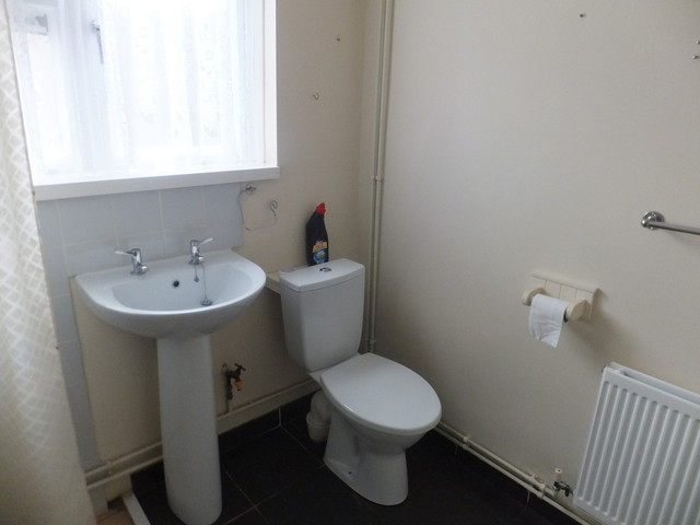  Image of 1 Bedroom Ground Flat to rent at Havant Havant, PO9 5JP