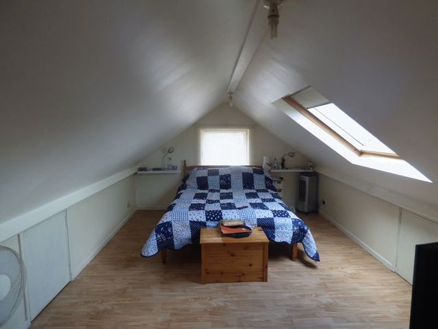  Image of 3 Bedroom Semi-Detached for sale at Warwick Way  Barry, CF62 9AB