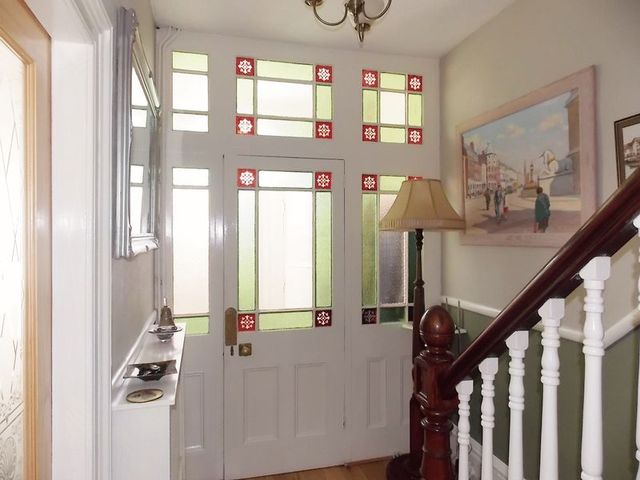  Image of 3 Bedroom Terraced for sale at Easton Street  Portland, DT5 1BS