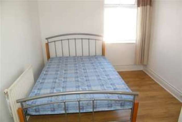  Image of 4 Bedroom Detached to rent at Cardiff, CF24 0EP