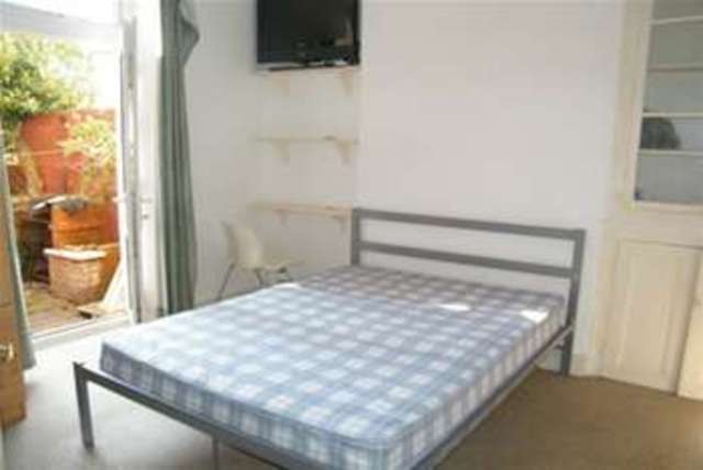  Image of 4 Bedroom Detached to rent at Cardiff, CF24 0EP
