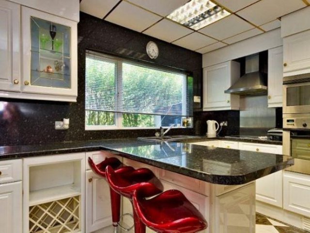  Image of 8 Bedroom Detached for sale at Lancaster Lancashire Lancaster, LA2 6AJ