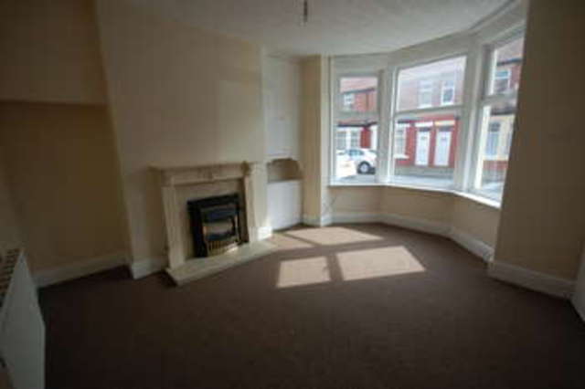  Image of 2 Bedroom Terraced to rent at Fleetwood Lancashire, FY7 6TR