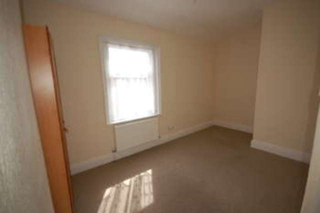  Image of 2 Bedroom Terraced to rent at Fleetwood Lancashire, FY7 6TR