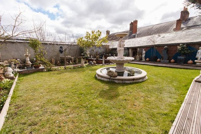  Image of 4 Bedroom Terraced for sale at Blagdon Terrace  Crediton, EX17 1EQ