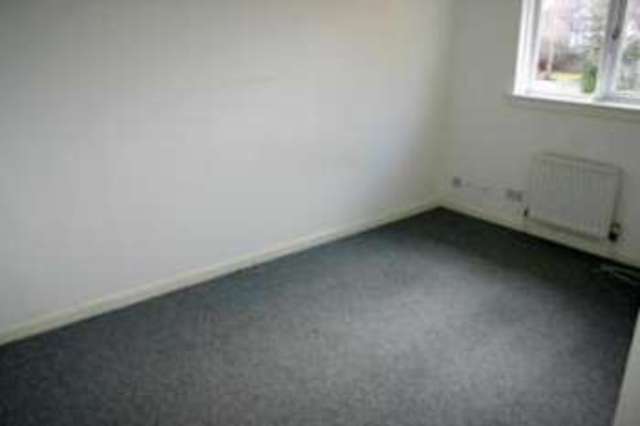  Image of 3 Bedroom Semi-Detached for sale at Royroyston Glasgow Stepps, G33 1RF