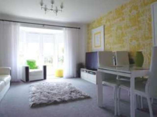  Image of 3 Bedroom Semi-Detached for sale at Quedgeley Gloucester Quedgeley, GL2 2EE