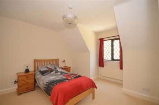  Image of 5 Bedroom Detached for sale at Bookham Leatherhead Great Bookham, KT23 4HA