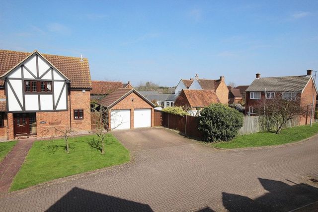  Image of 5 Bedroom Detached for sale at Chequers Close  Marston Moretaine, MK43 0RF
