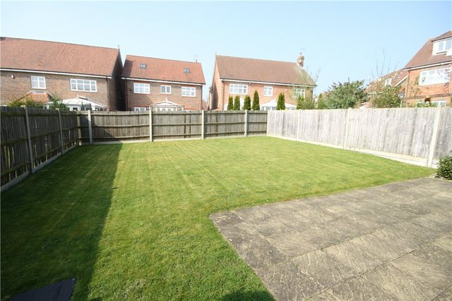  Image of 5 Bedroom Detached for sale at Stanmore Middx Stanmore, HA7 4PS
