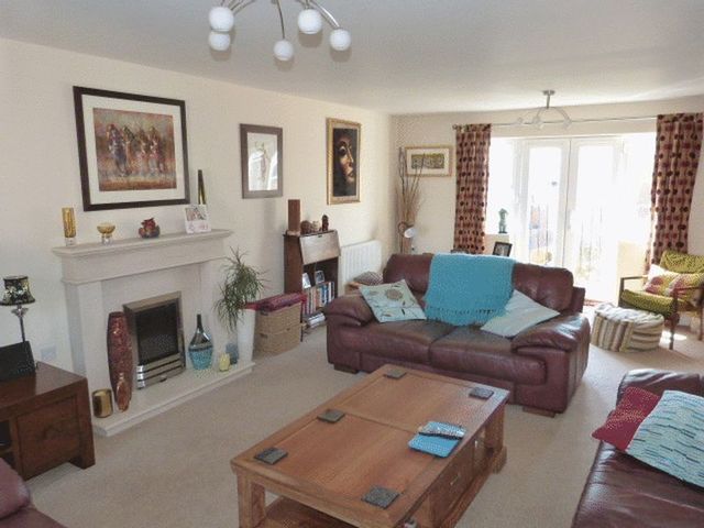  Image of 4 Bedroom Detached for sale at Clover Way Syston Syston, LE7 2BR