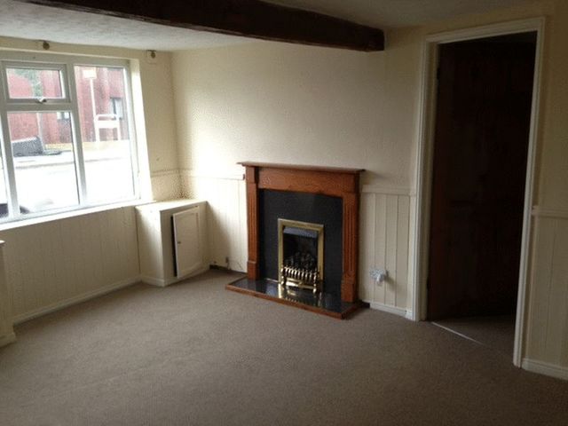  Image of 2 Bedroom Terraced to rent at Coleshill Street Fazeley Tamworth, B78 3RA