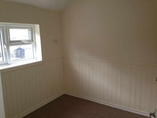  Image of 2 Bedroom Terraced to rent at Coleshill Street Fazeley Tamworth, B78 3RA