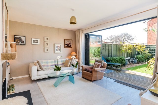  Image of 3 Bedroom End of Terrace for sale at London  Summerstown, SW17 0PL