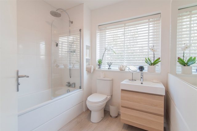  Image of 3 Bedroom End of Terrace for sale at London  Summerstown, SW17 0PL