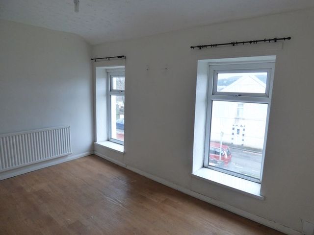  Image of 2 Bedroom Terraced for sale at Dinas Street Plasmarl Swansea, SA6 8LG