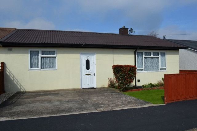  Image of 3 Bedroom Detached for sale at Eden Dene  Scunthorpe, DN16 2PX