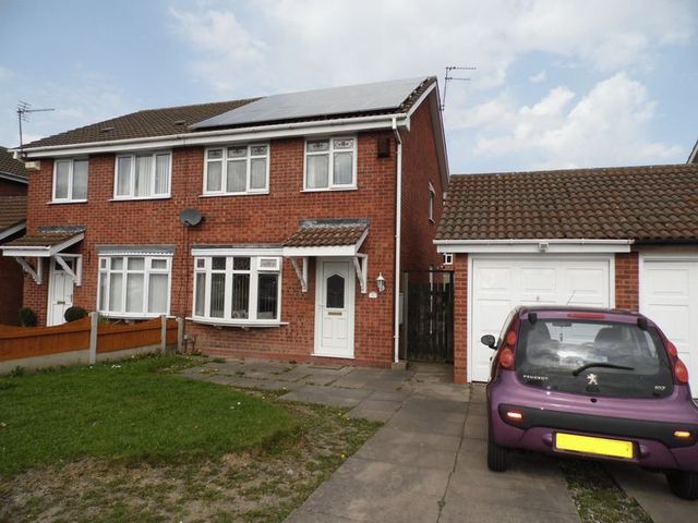  Image of 3 Bedroom Semi-Detached for sale at Farmer Way  Tipton, DY4 0BE