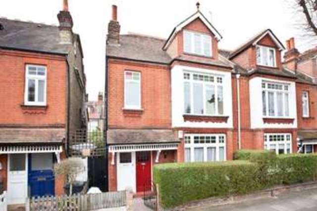  Image of 3 Bedroom Flat for sale at Chiswick, W4 1NJ